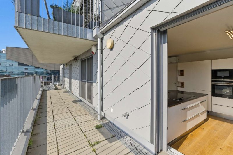 Dachgeschosswohnung mit hochwertigen Ma�m�beln, Terrasse, Klimaanlage & Stellplatz nahe Alten Donau /  / 1220&nbsp;Wien / Bild 9